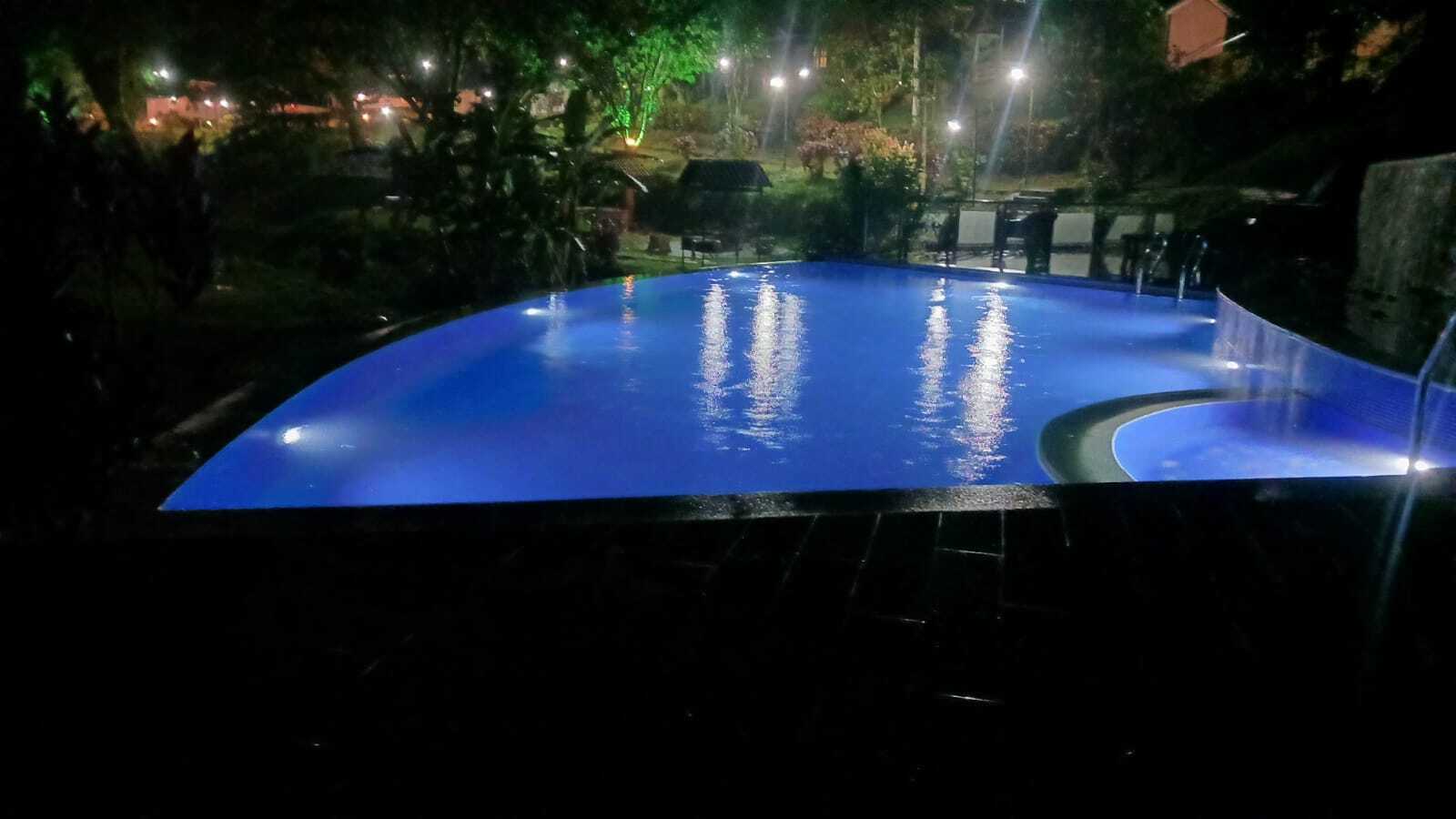 POOL NIGHT
